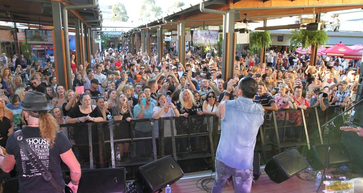 Ettamogah Hotel Live at Your Local